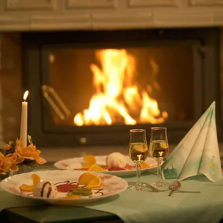 Landgasthof & Waldow ホテル