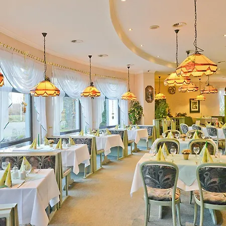 ホテル Landgasthof & Waldow 3*